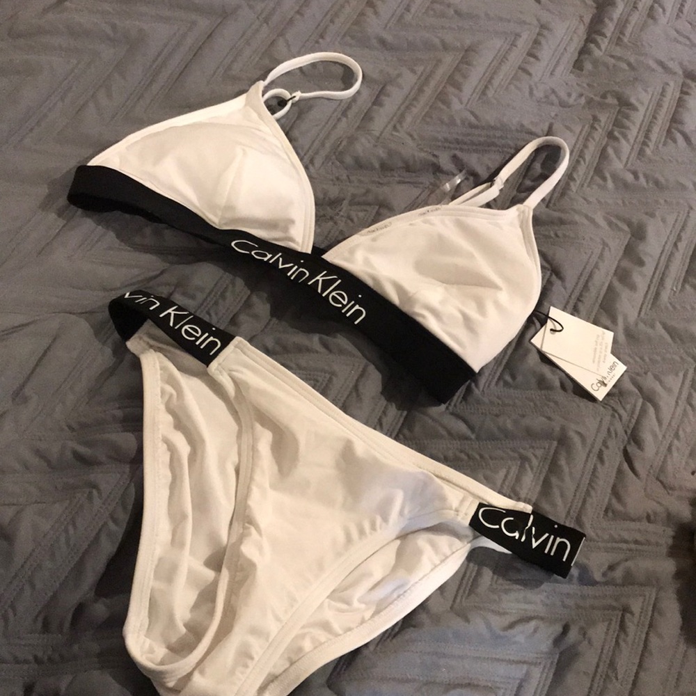 Calvin Klein bikini set